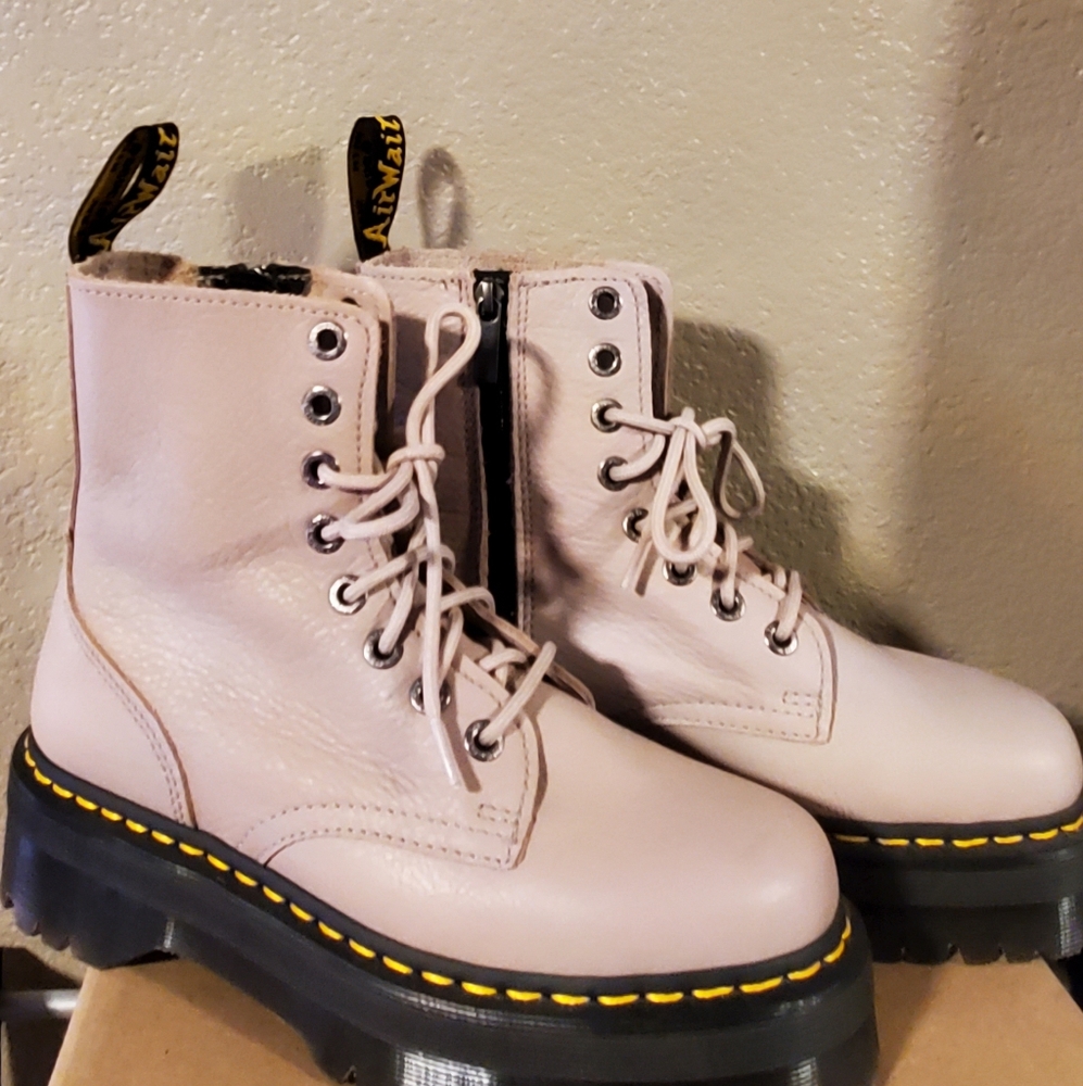 Dr. Martens Jadon Boots